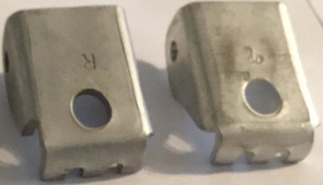 Old Curtis key machines key jaw top. (1 pair L/R)